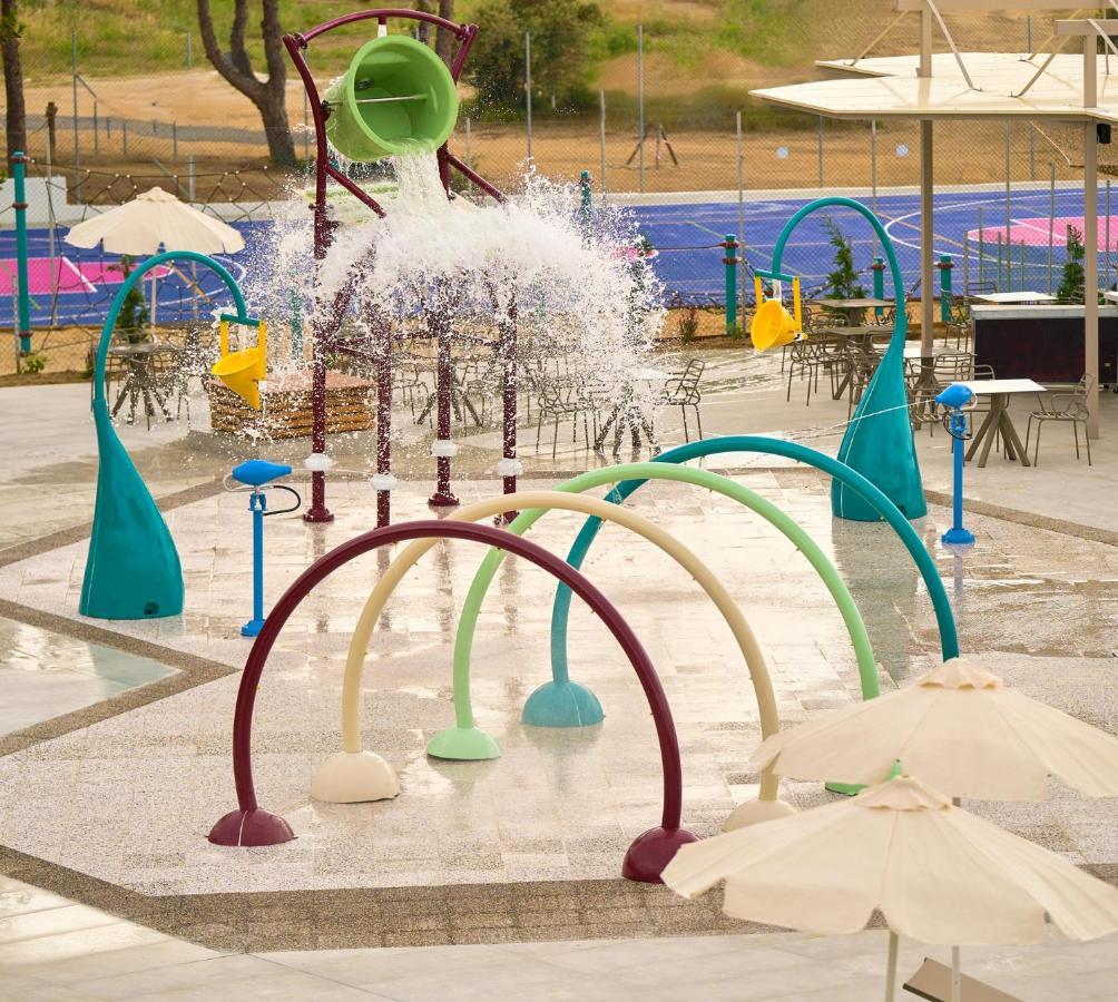 Blue Dream Palace Trypiti Beach Spa Resort & Hive Water Park Limenaria  Exterior foto