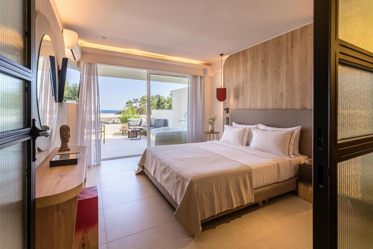 Blue Dream Palace Trypiti Beach Spa Resort & Hive Water Park Limenaria  Exterior foto